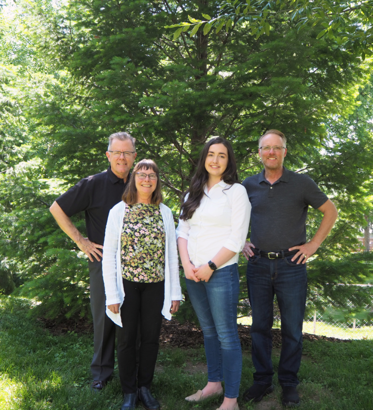 June2021BMWStaffFirTree